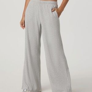 Vuori Women's Waffle Light Gray Wide-Leg Pants